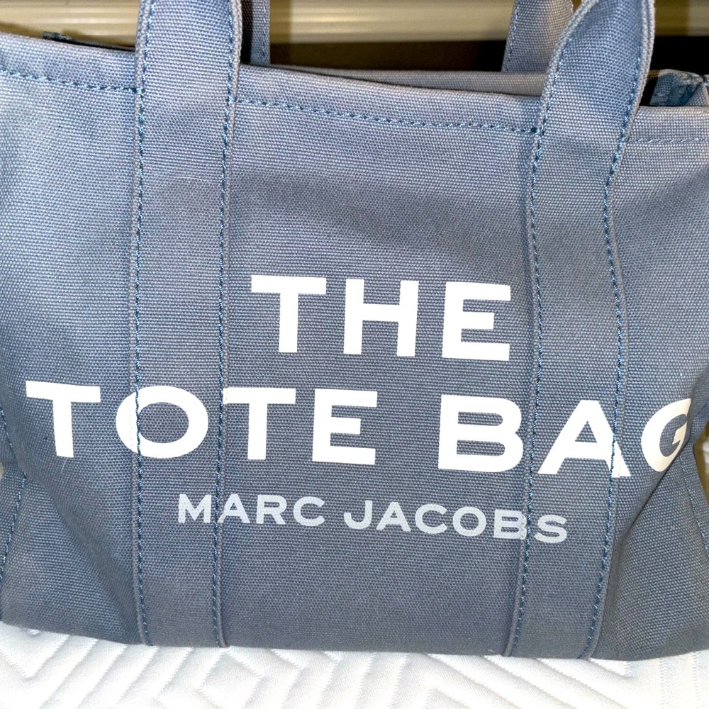 Marc Jacobs Canvas Medium ToteBag